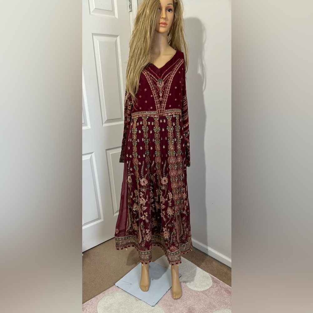 Pakistani anarkali Red Embellished Tiered 
Pakistani/indian/ Punjabi suit
